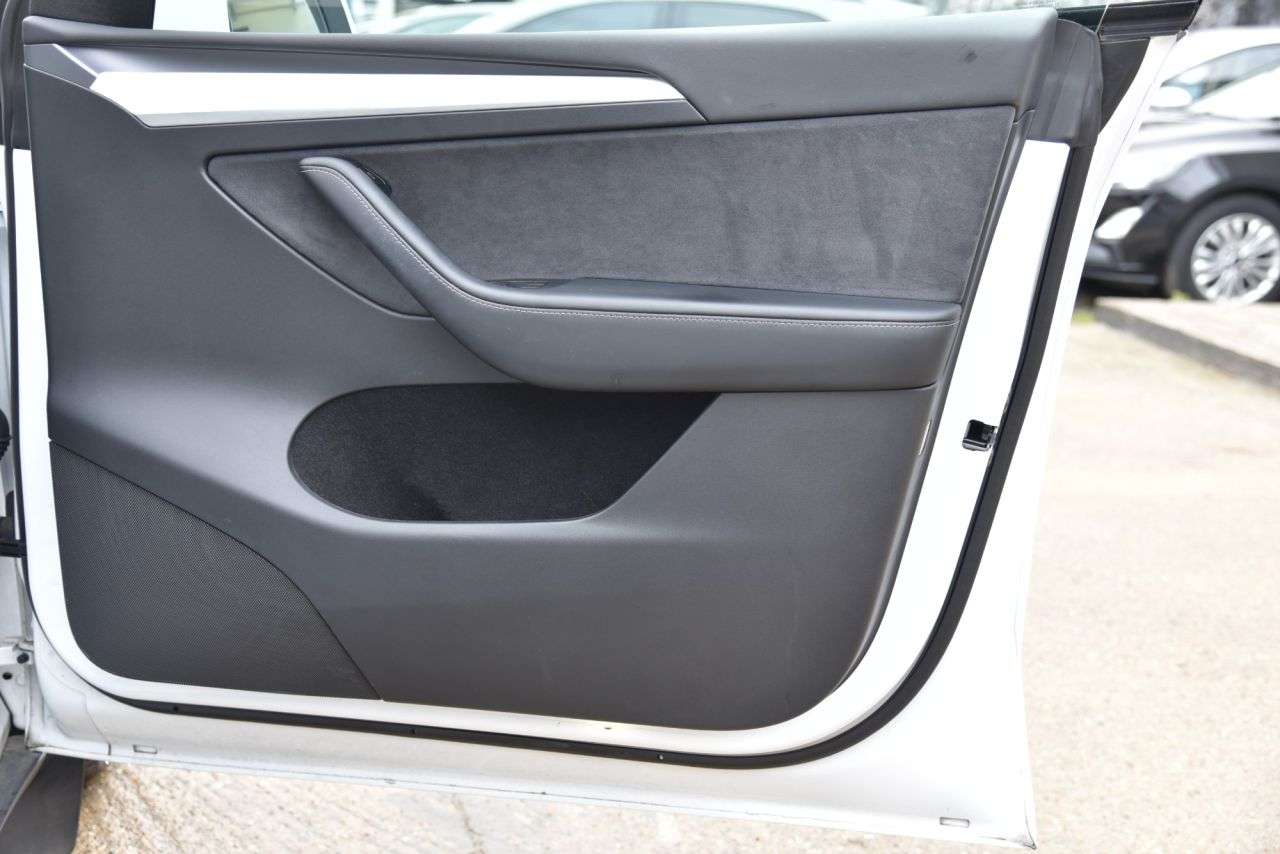 2022 TESLA MODEL Y 2022 TESLA MODEL Y