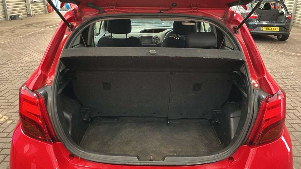 2015 TOYOTA YARIS 2015 TOYOTA YARIS