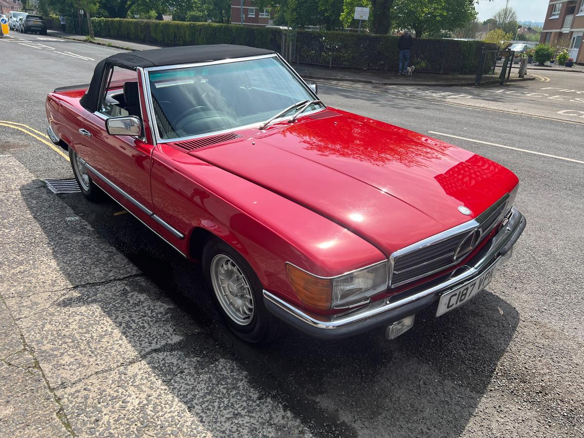 Check out this Mercedes-benz Sl 1985 Petrol Automatic