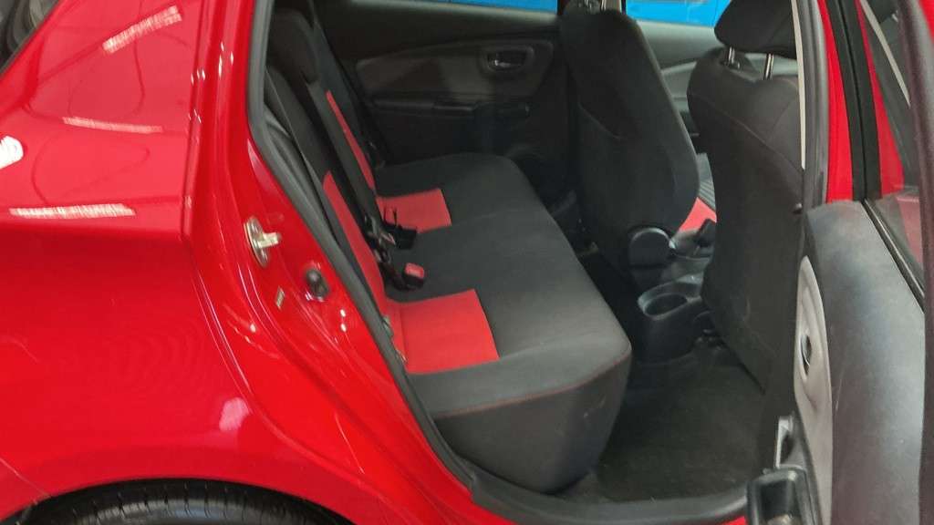 2015 TOYOTA YARIS 2015 TOYOTA YARIS