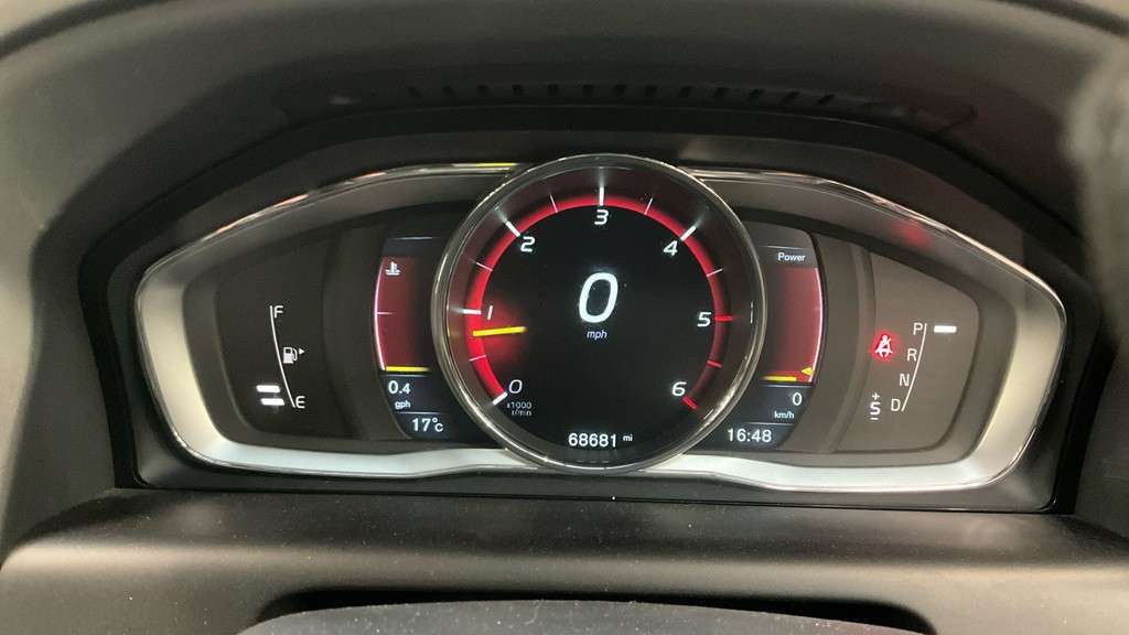 2015 VOLVO XC60 2015 VOLVO XC60