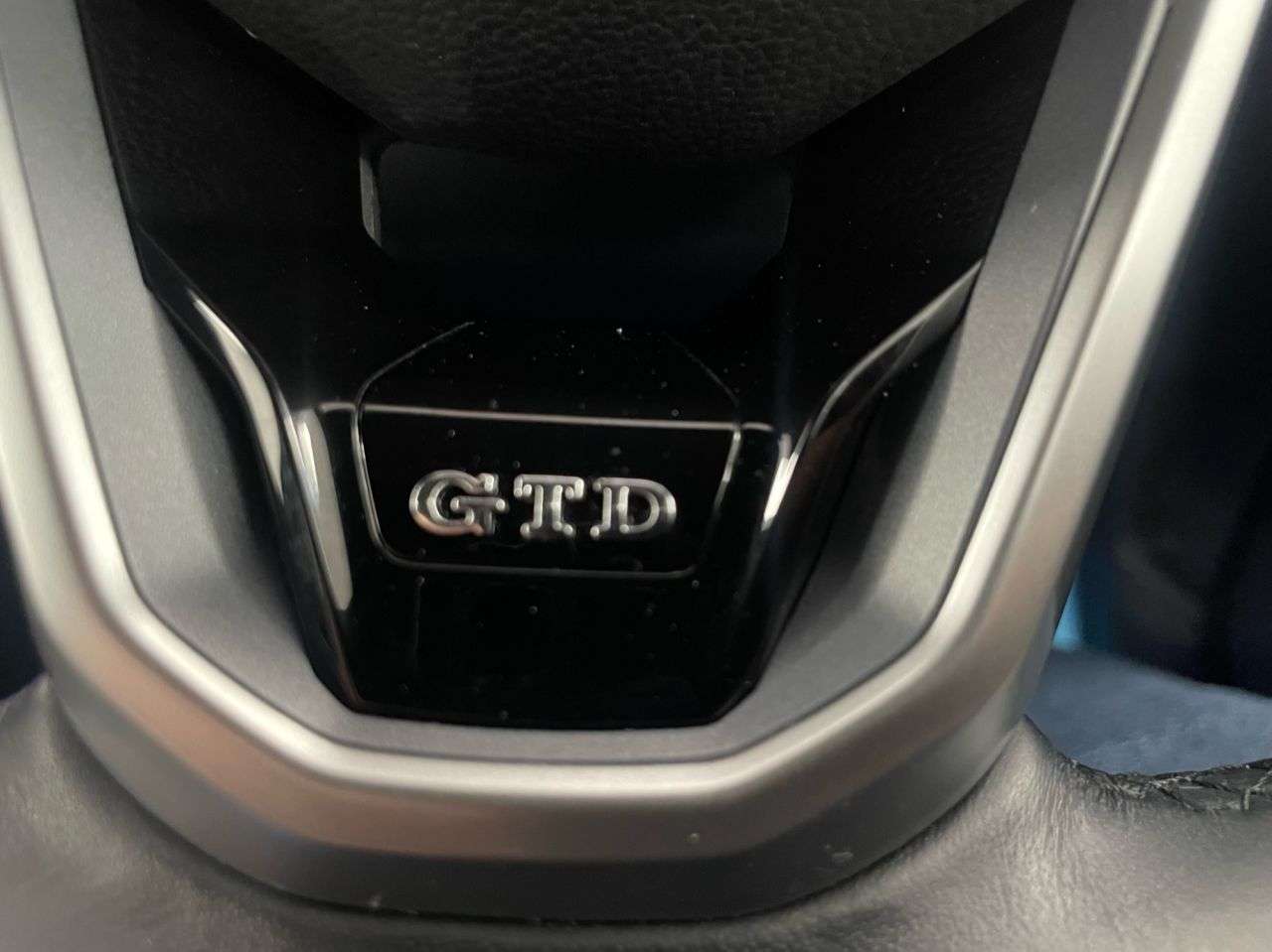 2021 VOLKSWAGEN GOLF 2021 VOLKSWAGEN GOLF