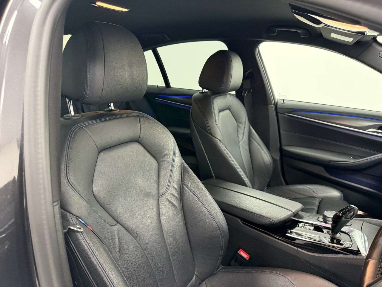 2021 BMW 5 SERIES 2021 BMW 5 SERIES