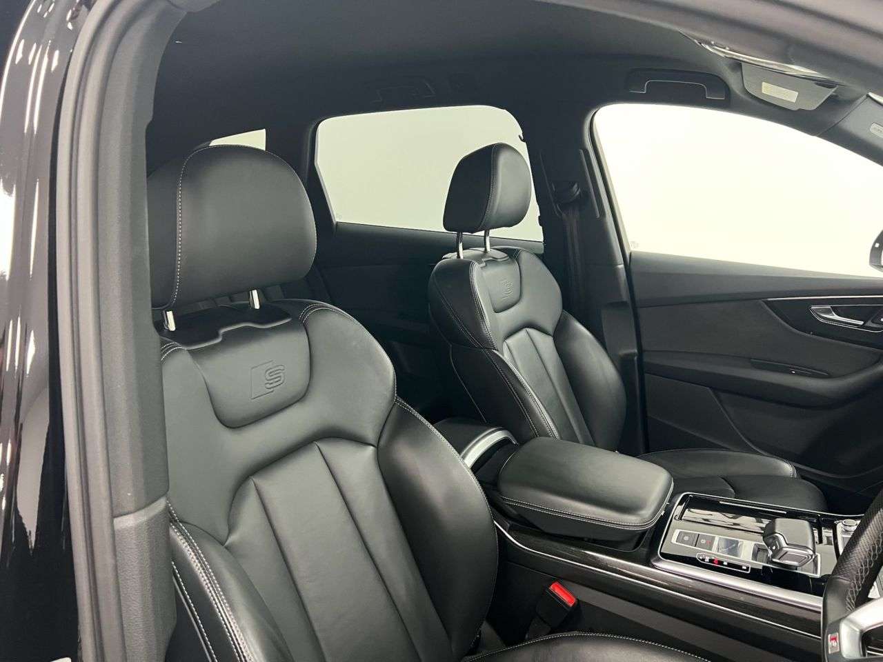 2021 AUDI Q7 2021 AUDI Q7