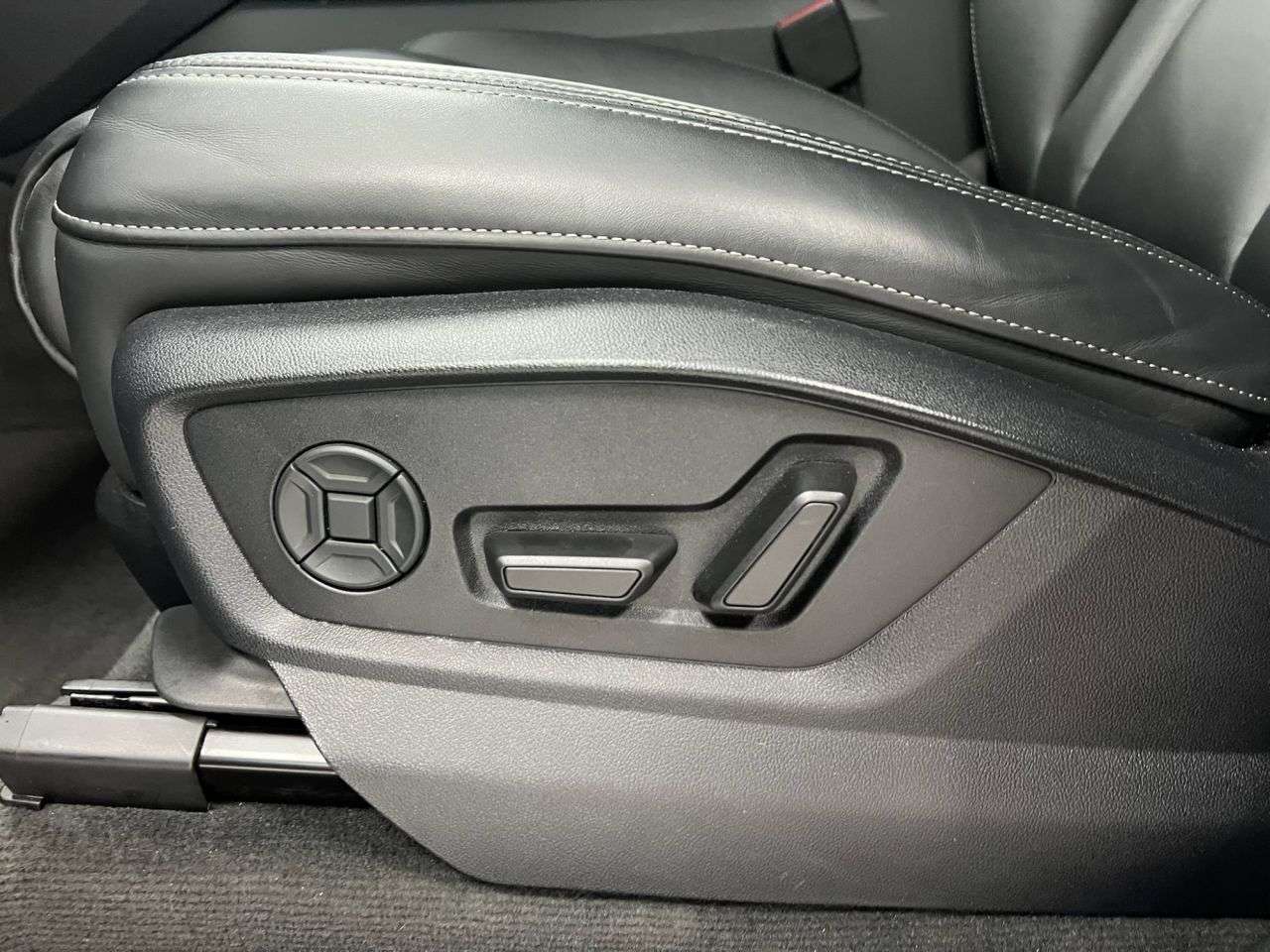 2021 AUDI Q7 2021 AUDI Q7