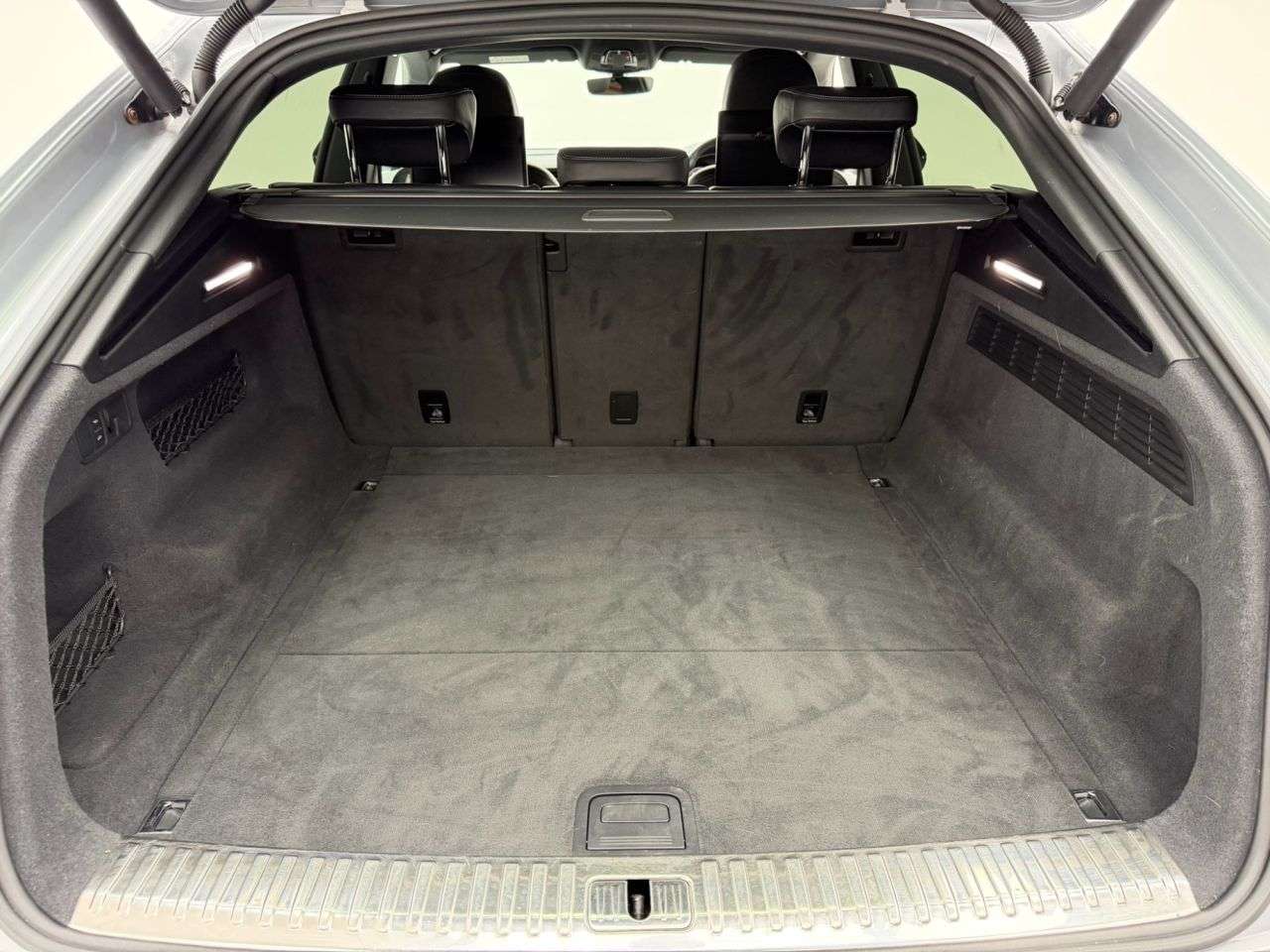 2018 AUDI Q8 2018 AUDI Q8