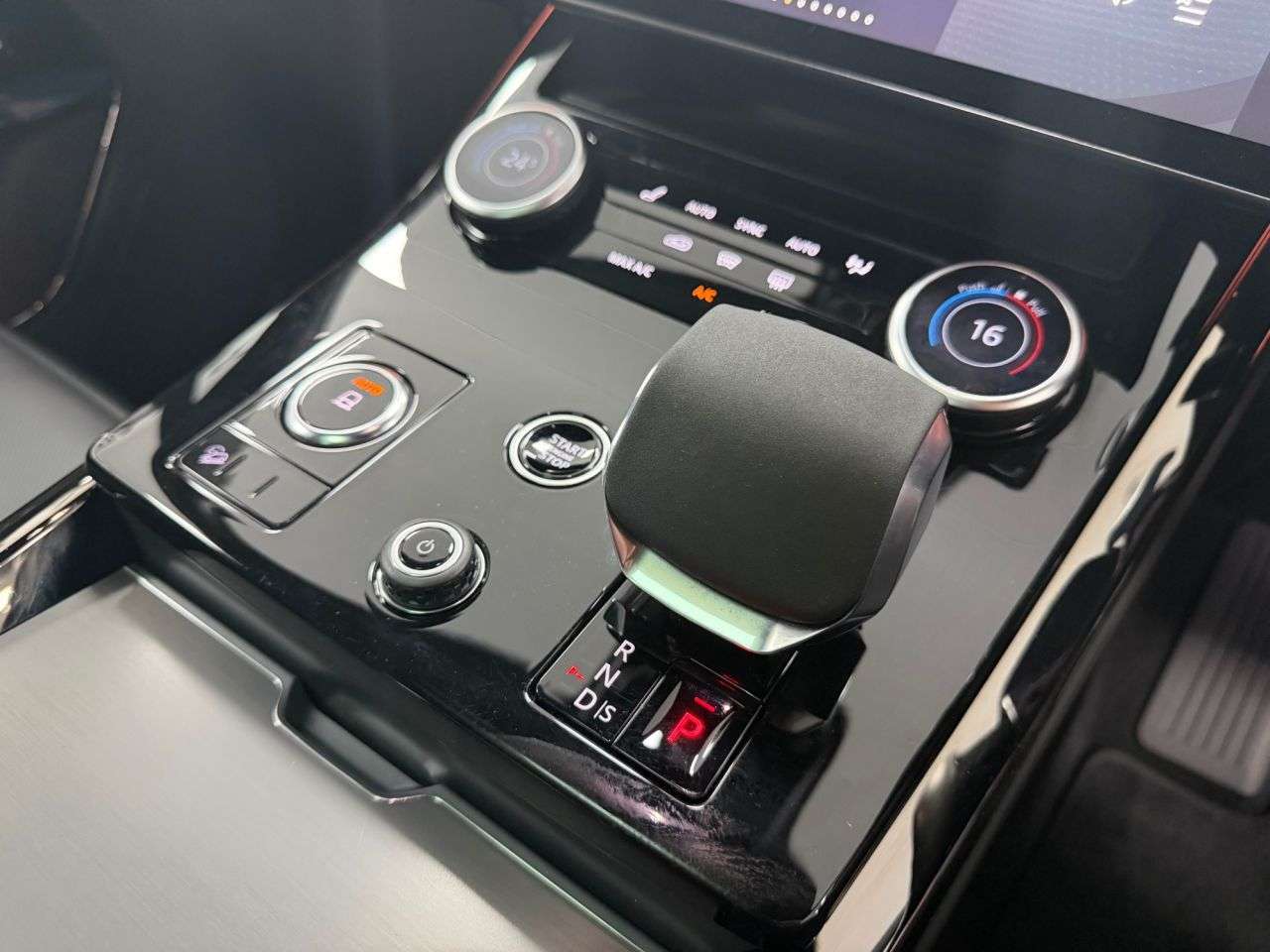 2023 LAND ROVER RANGE ROVER SPORT 2023 LAND ROVER RANGE ROVER SPORT