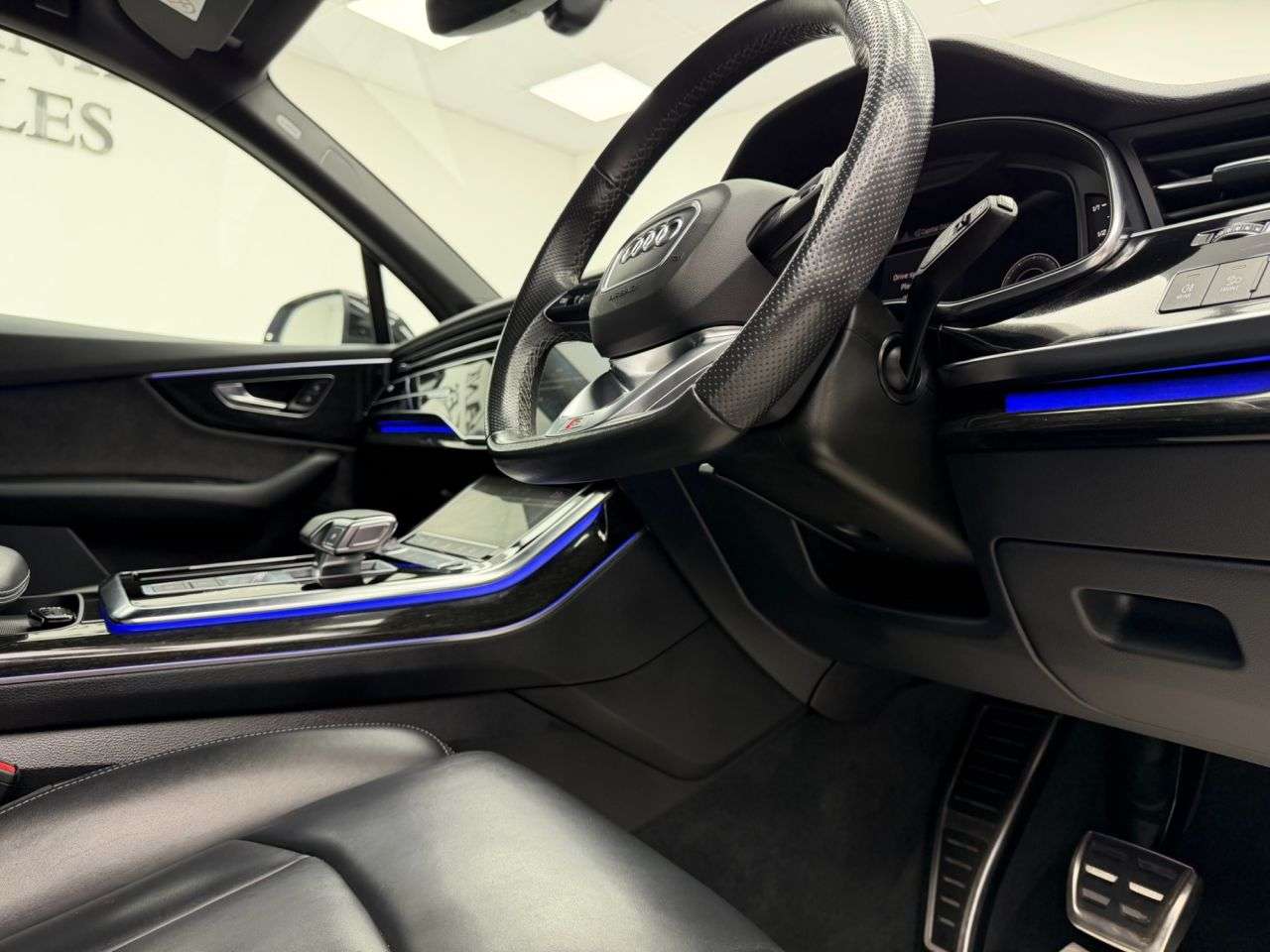 2021 AUDI Q7 2021 AUDI Q7