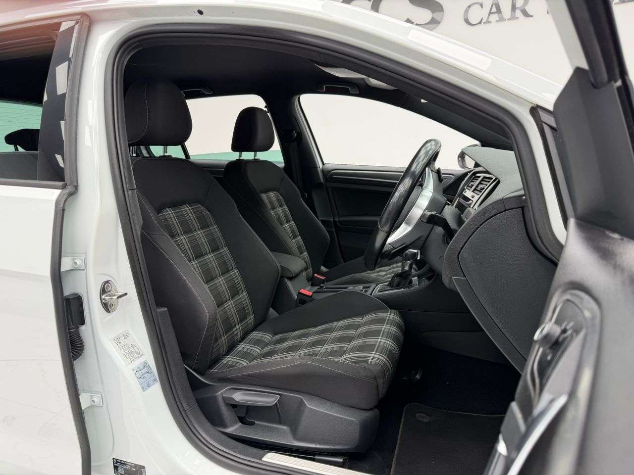 2019 VOLKSWAGEN GOLF 2019 VOLKSWAGEN GOLF