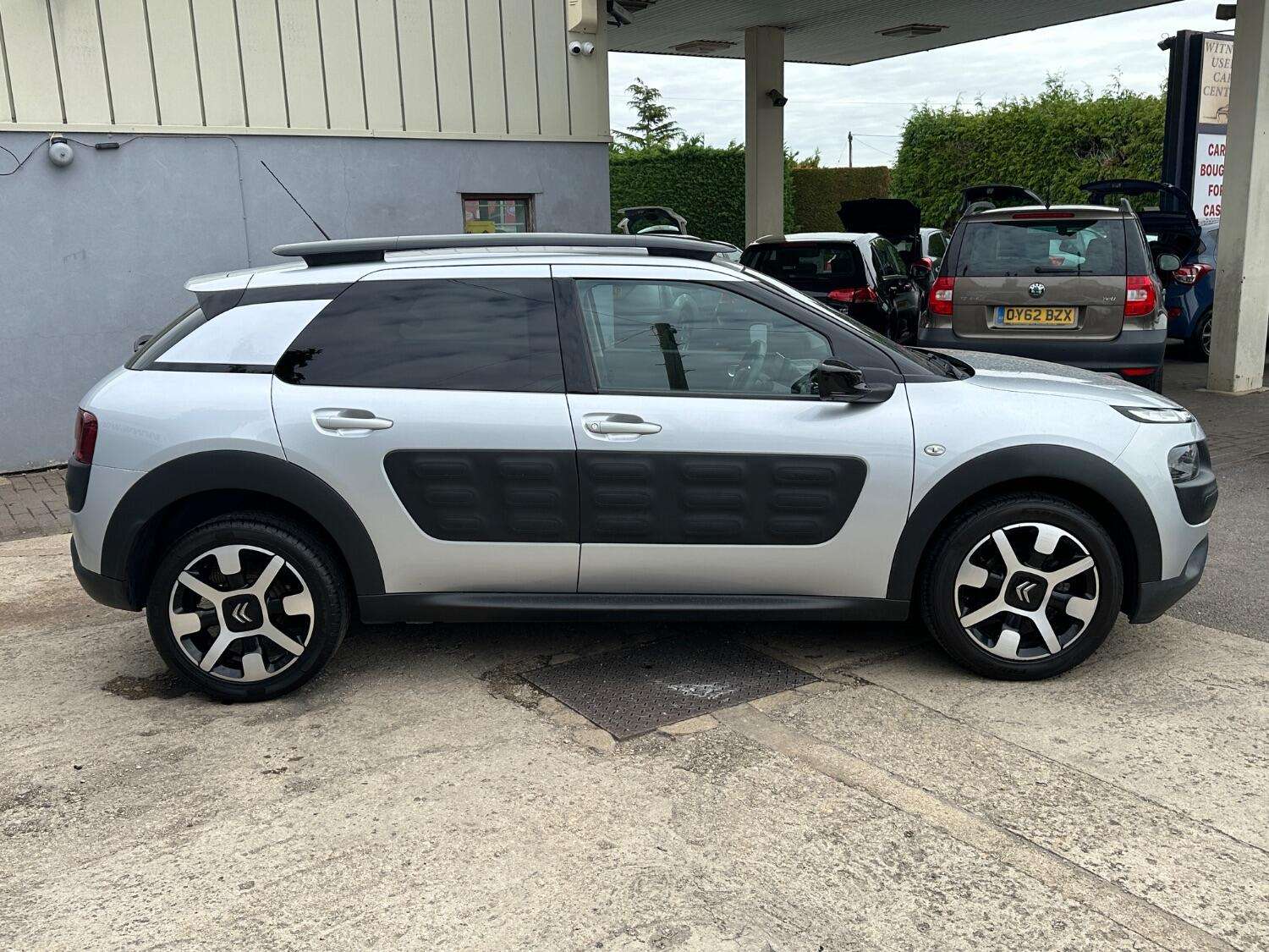 2017 CITROEN C4 CACTUS 2017 CITROEN C4 CACTUS