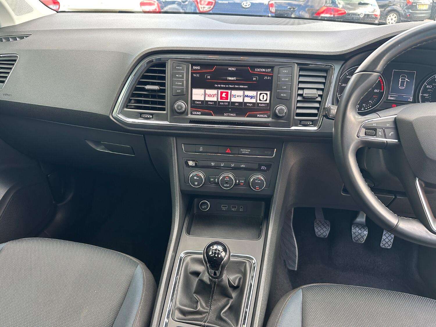 2017 SEAT ATECA 2017 SEAT ATECA