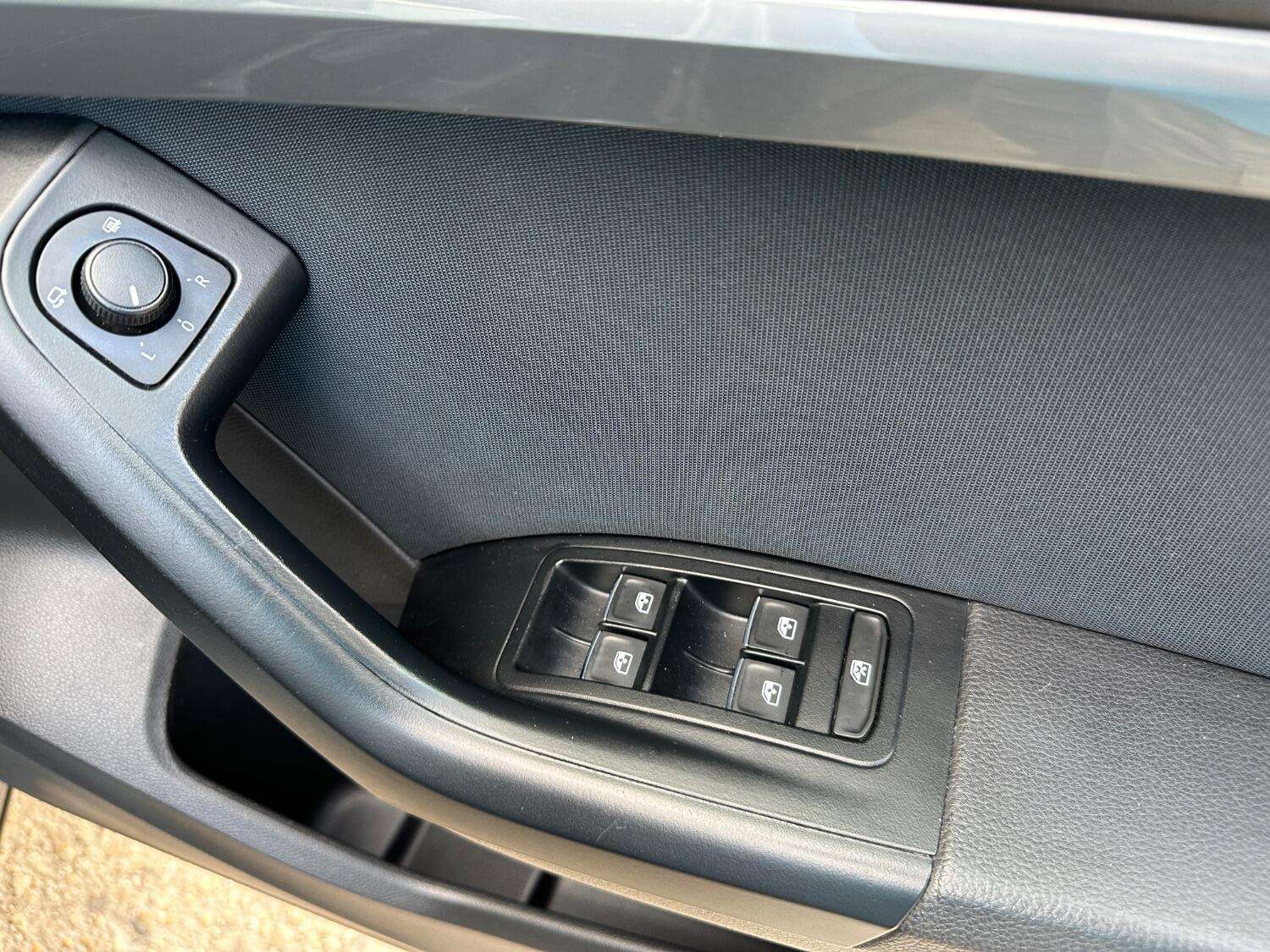 2017 SEAT ATECA 2017 SEAT ATECA