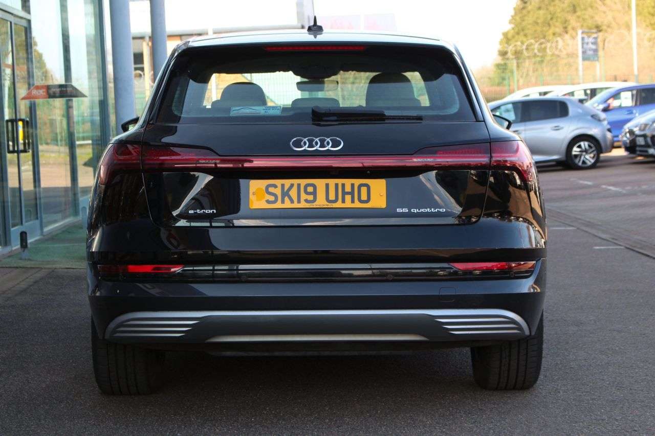 2019 AUDI E-TRON 2019 AUDI E-TRON