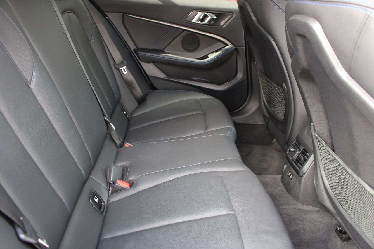 2020 BMW 1 SERIES 2020 BMW 1 SERIES