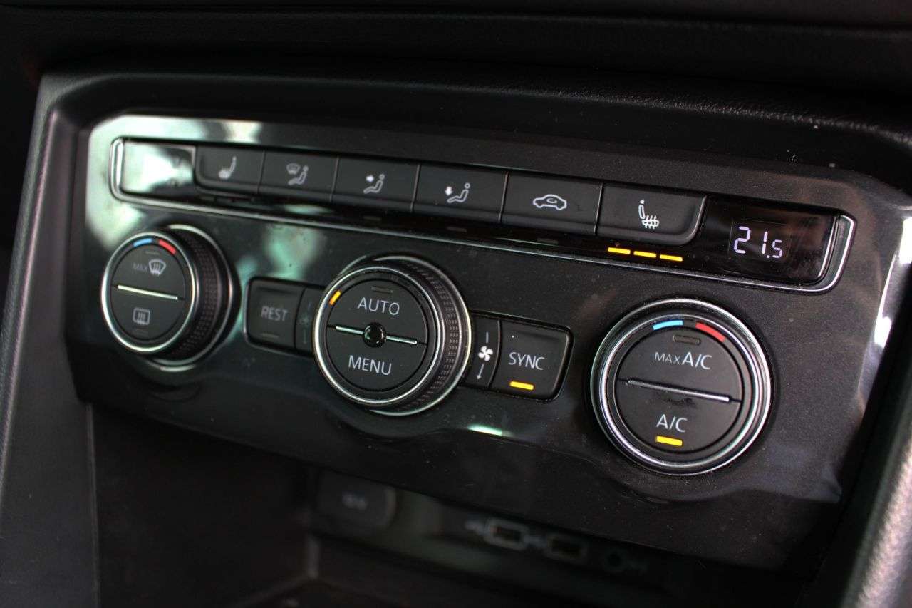 2019 VOLKSWAGEN TIGUAN 2019 VOLKSWAGEN TIGUAN