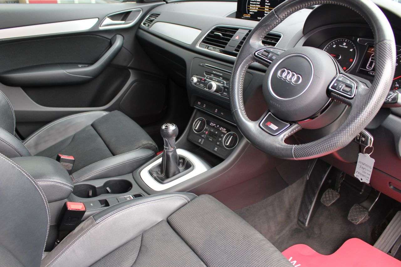 2017 AUDI Q3 2017 AUDI Q3