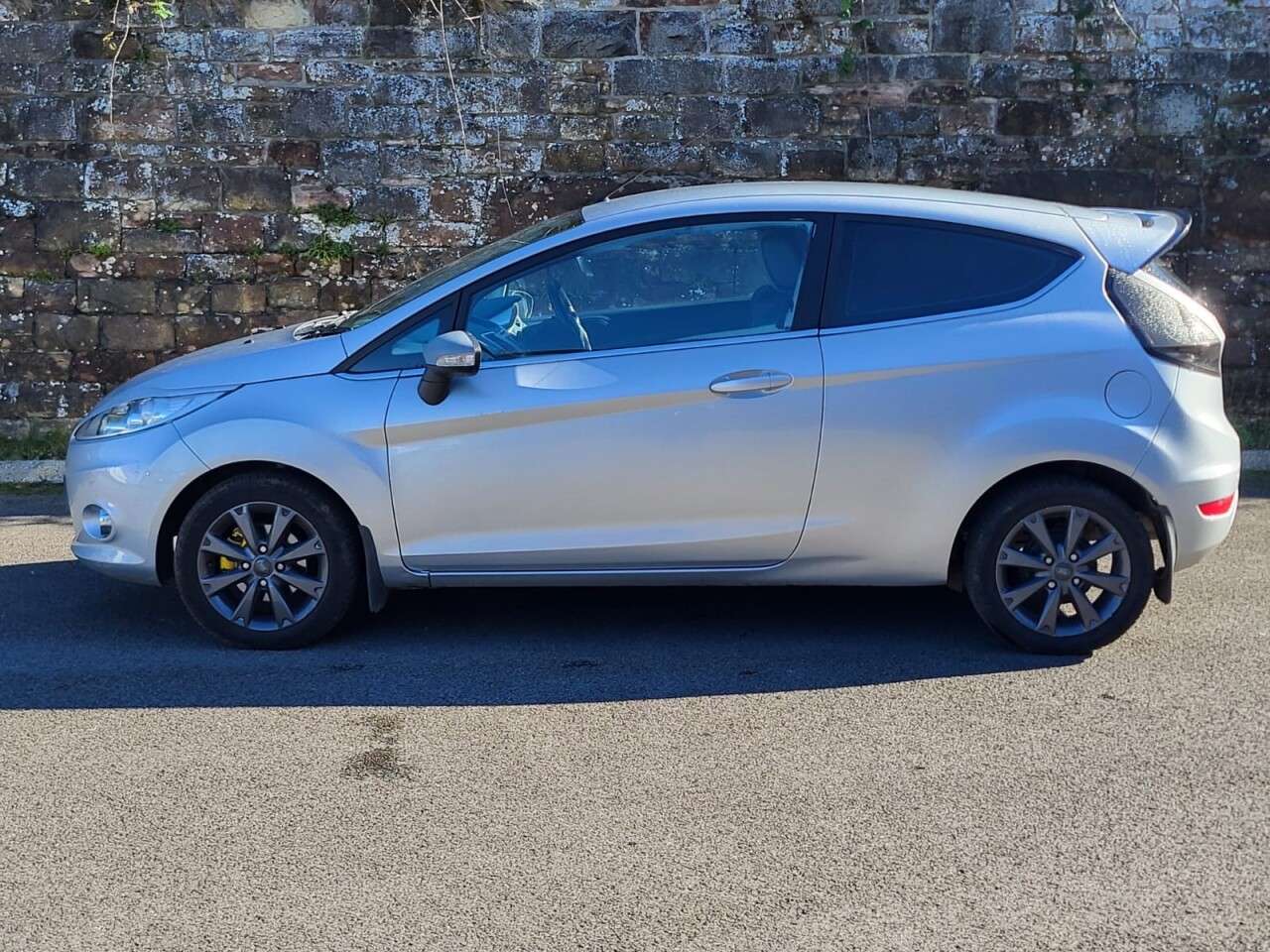 2010 FORD FIESTA 2010 FORD FIESTA