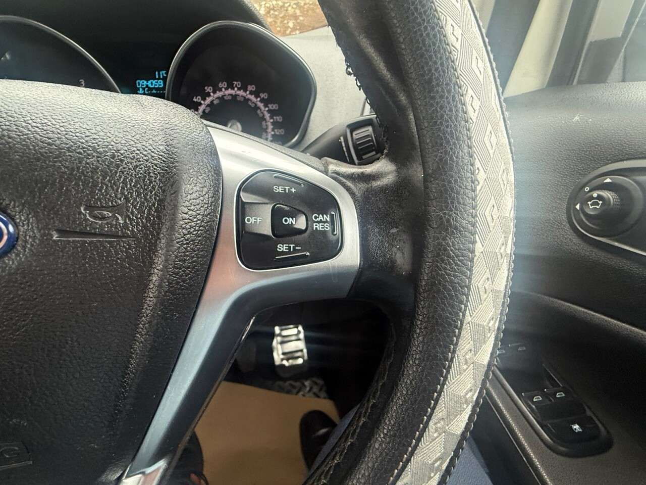 2017 FORD ECOSPORT 2017 FORD ECOSPORT