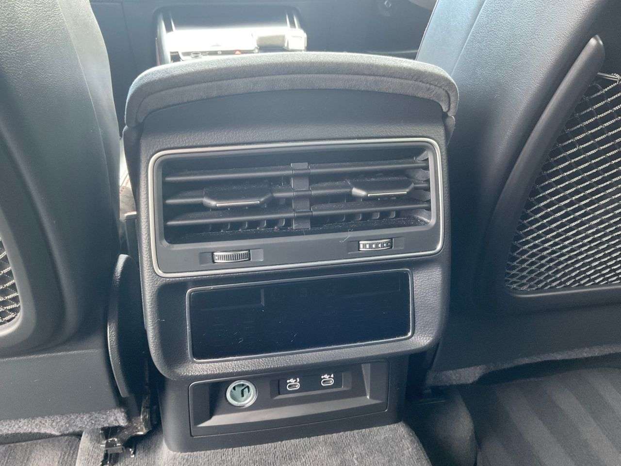 2021 AUDI RSQ8 2021 AUDI RSQ8