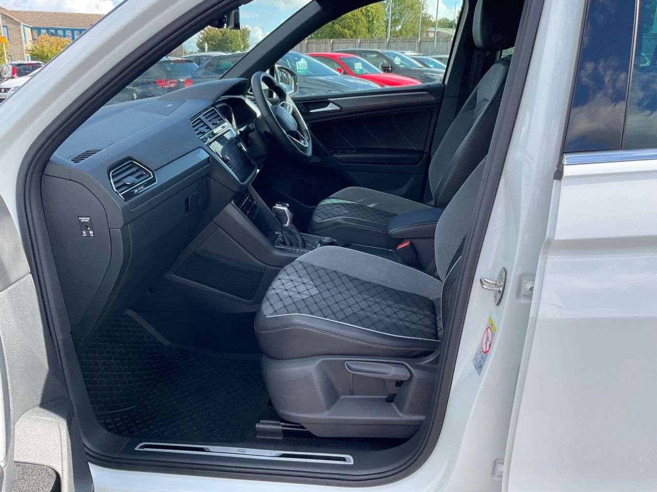 2022 VOLKSWAGEN TIGUAN 2022 VOLKSWAGEN TIGUAN