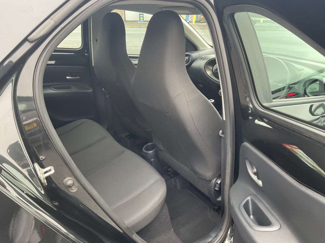 2023 TOYOTA AYGO X 2023 TOYOTA AYGO X