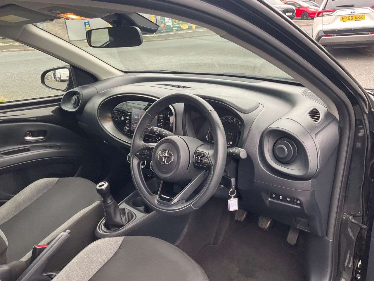 2023 TOYOTA AYGO X 2023 TOYOTA AYGO X