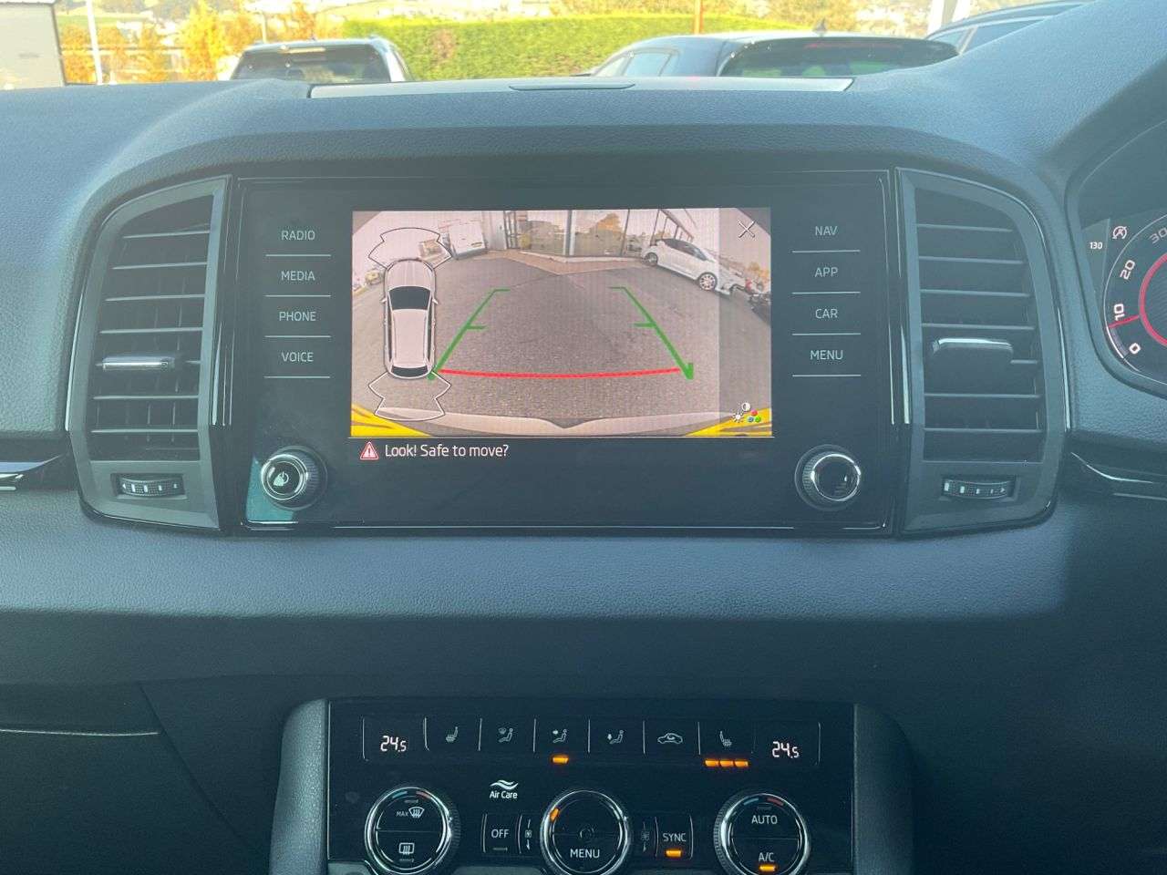 2021 SKODA KAROQ 2021 SKODA KAROQ