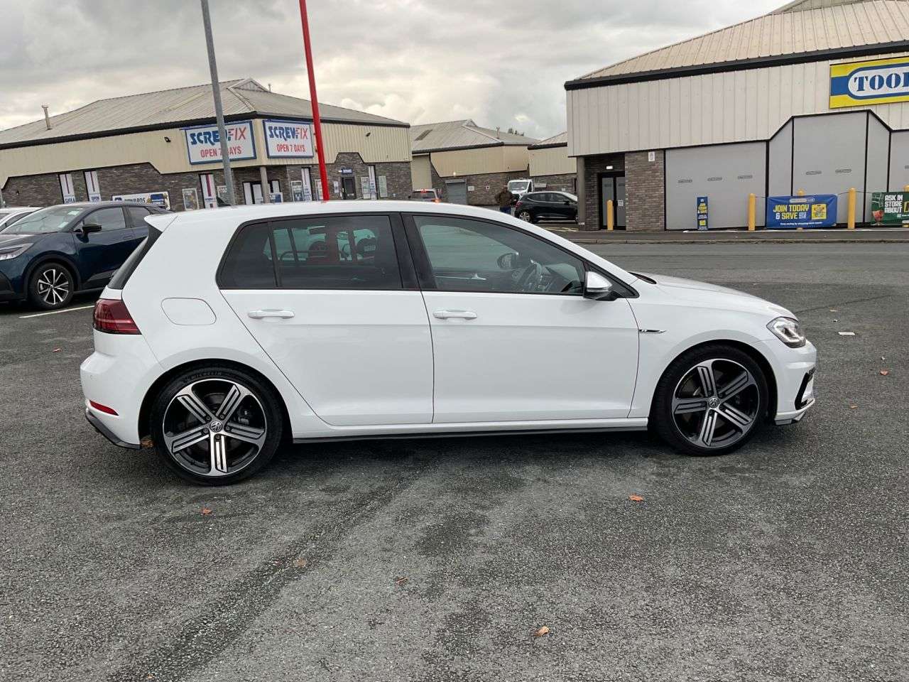 2018 VOLKSWAGEN GOLF 2018 VOLKSWAGEN GOLF
