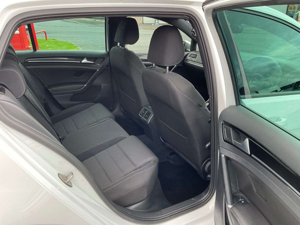 2018 VOLKSWAGEN GOLF 2018 VOLKSWAGEN GOLF