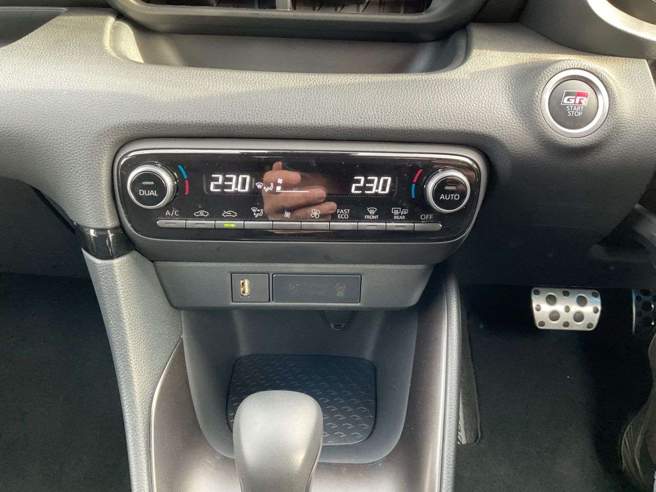 2023 TOYOTA YARIS 2023 TOYOTA YARIS