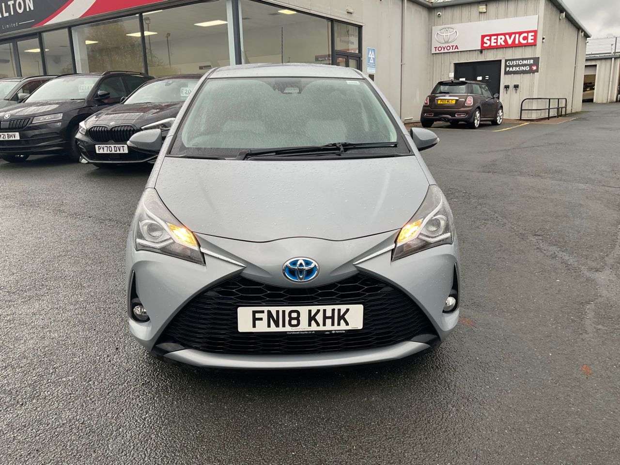 2018 TOYOTA YARIS 2018 TOYOTA YARIS