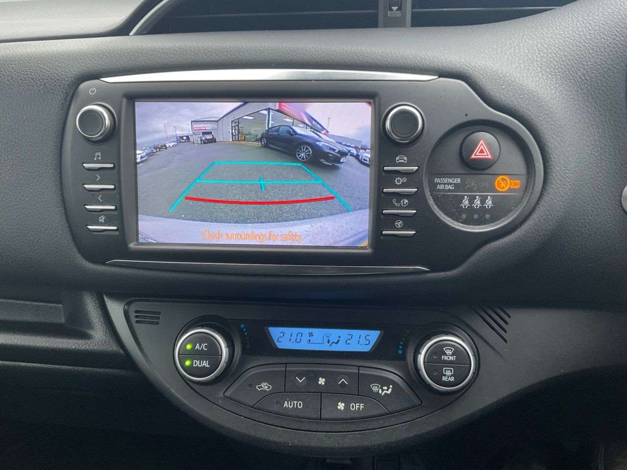 2018 TOYOTA YARIS 2018 TOYOTA YARIS