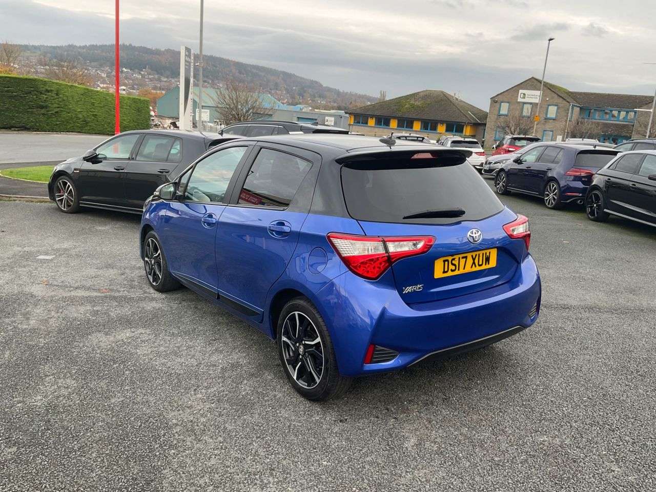2017 TOYOTA YARIS 2017 TOYOTA YARIS