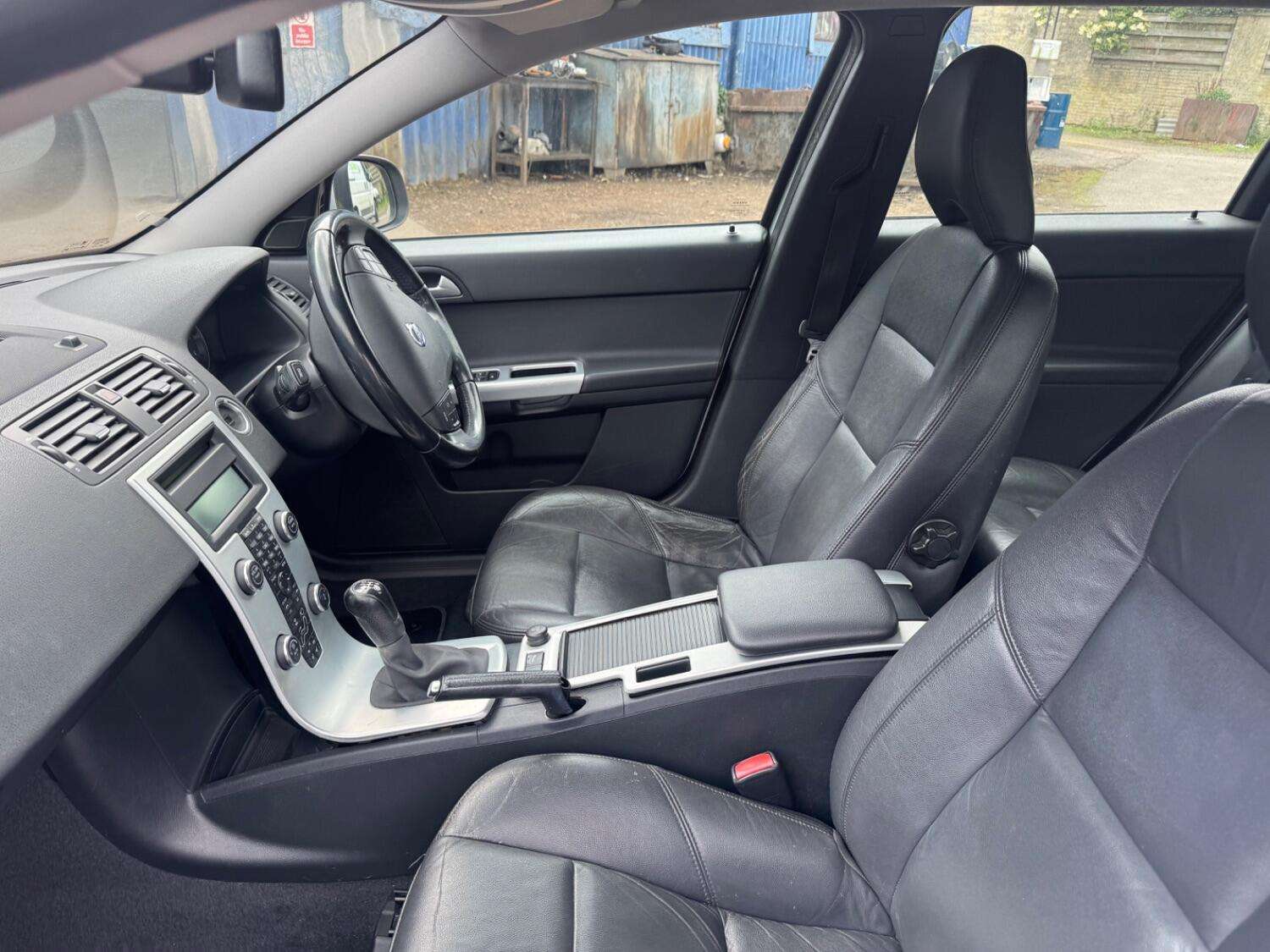 2012 VOLVO V50 2012 VOLVO V50