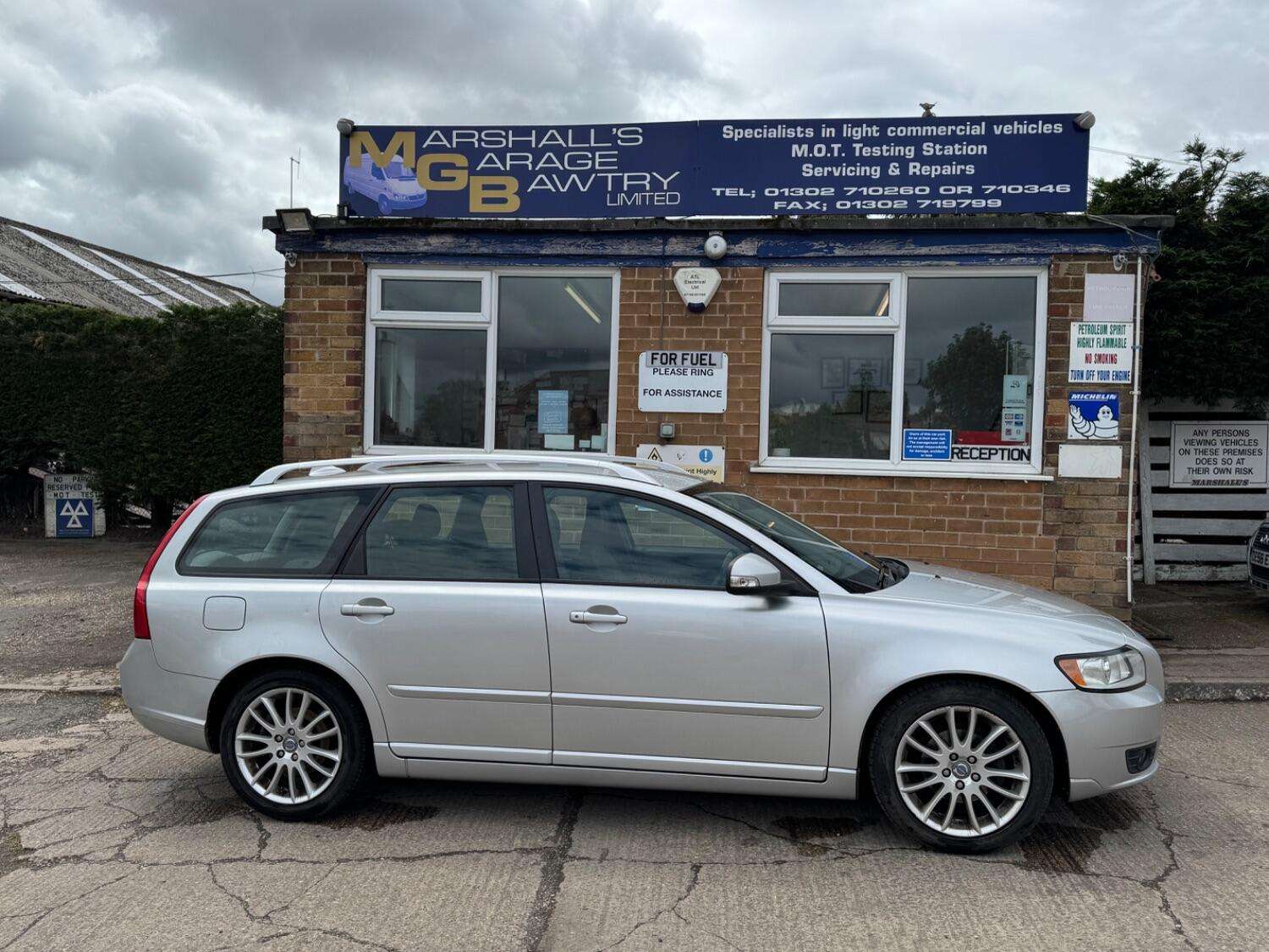 2012 VOLVO V50 2012 VOLVO V50