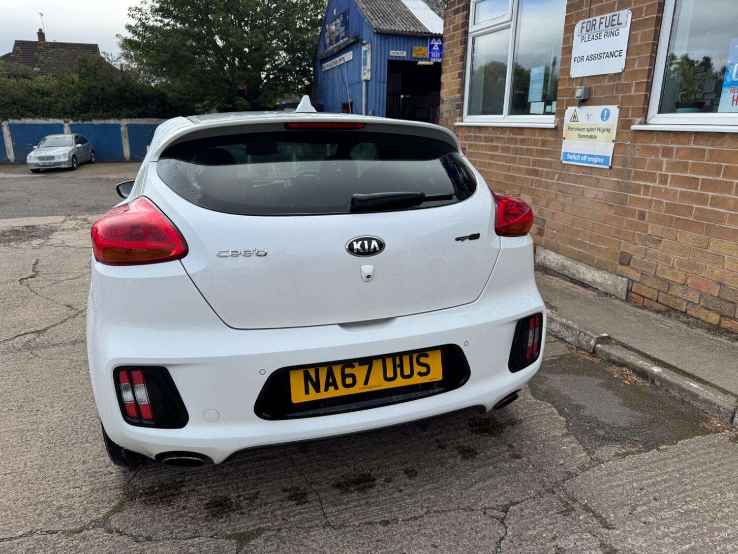 2018 KIA PROCEED 2018 KIA PROCEED