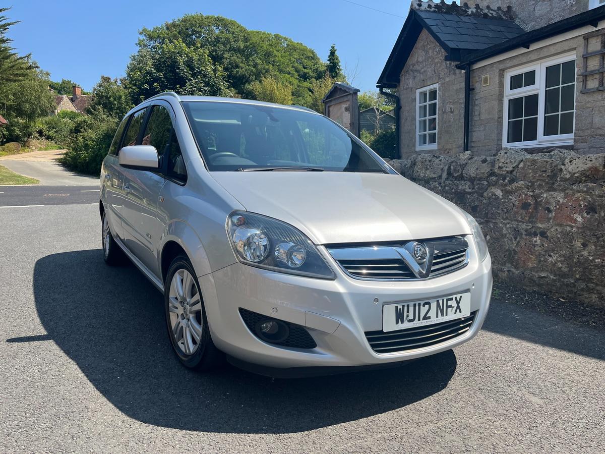 Check out this Vauxhall Zafira 2012 Petrol Manual