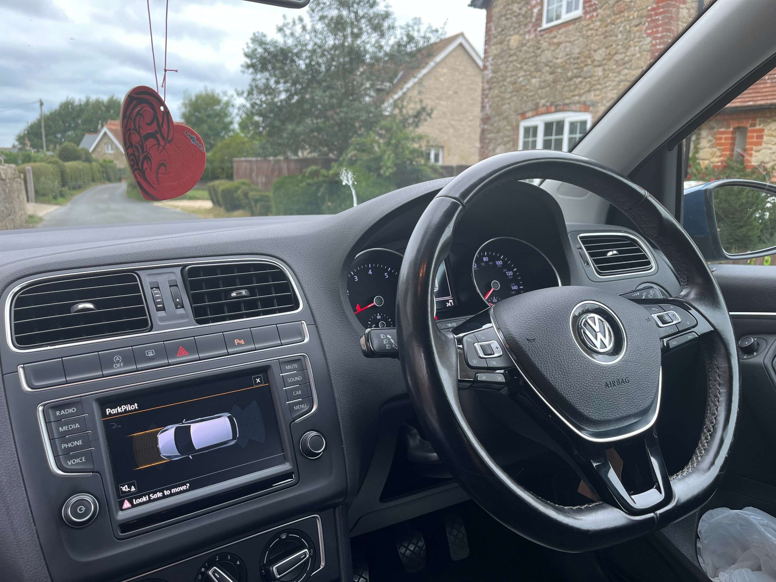 2016 VOLKSWAGEN POLO 2016 VOLKSWAGEN POLO