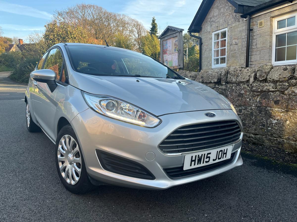 Check out this Ford Fiesta 2015 Petrol Manual