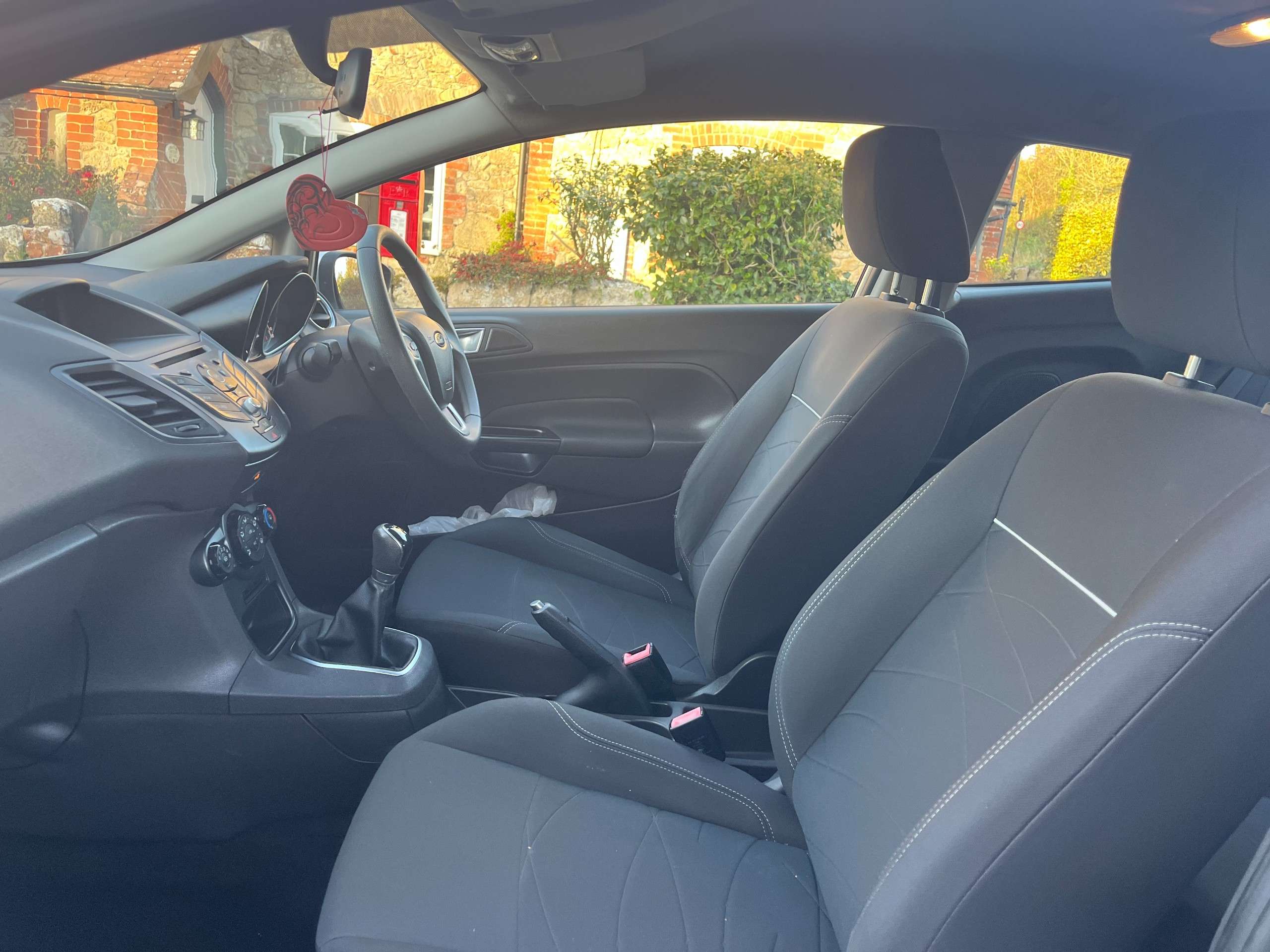 2015 FORD FIESTA 2015 FORD FIESTA