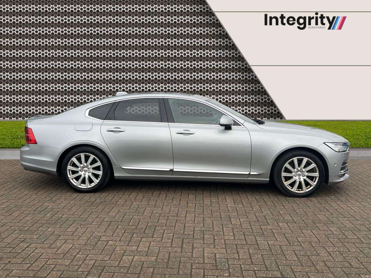 2018 VOLVO S90 2018 VOLVO S90