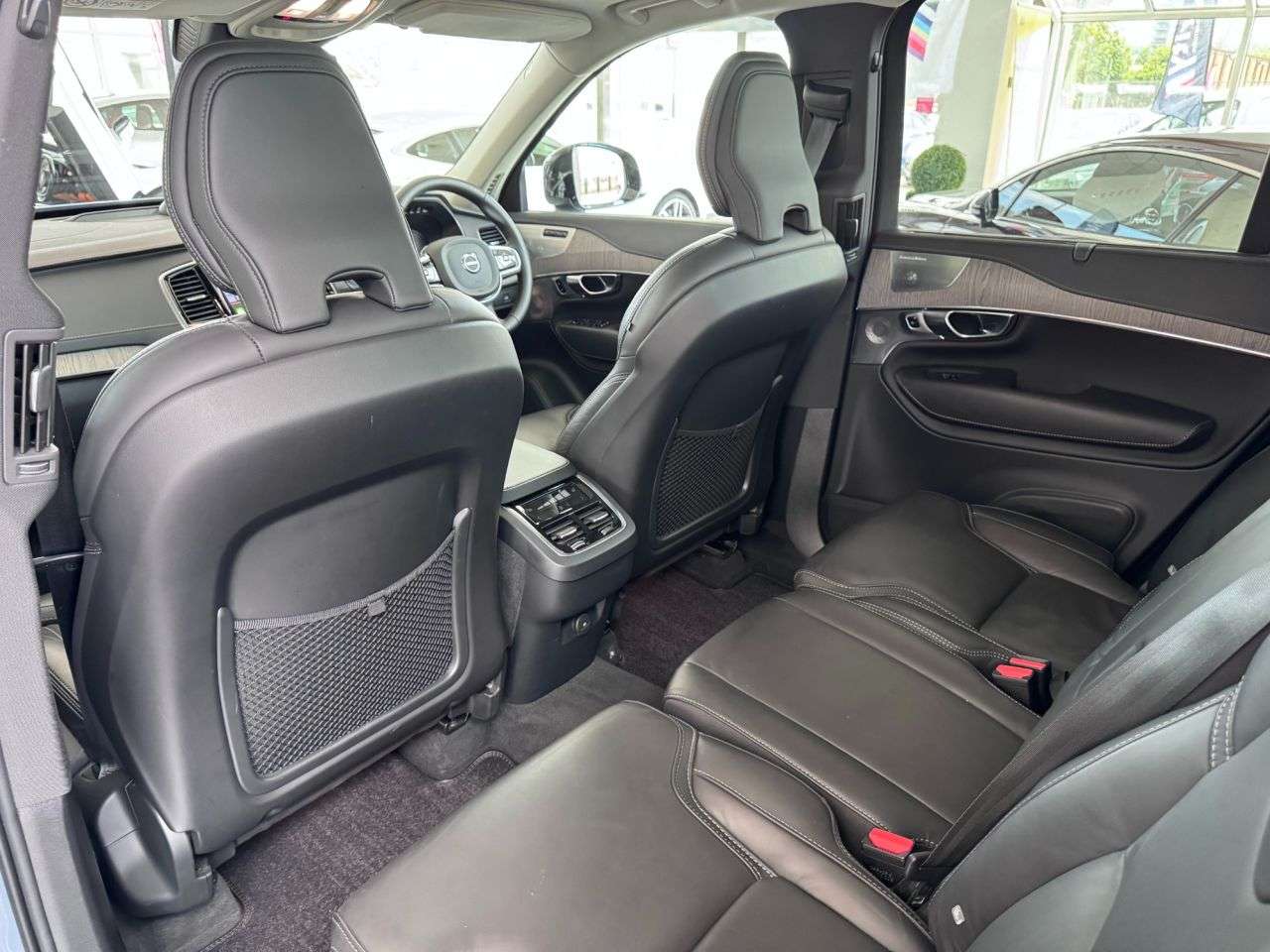 2023 VOLVO XC90 2023 VOLVO XC90