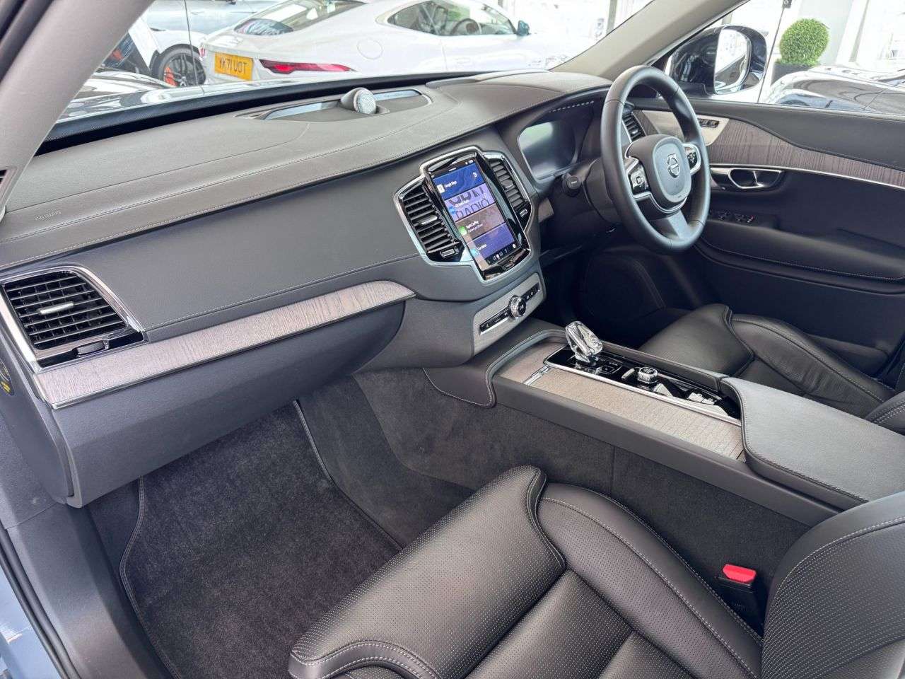 2023 VOLVO XC90 2023 VOLVO XC90