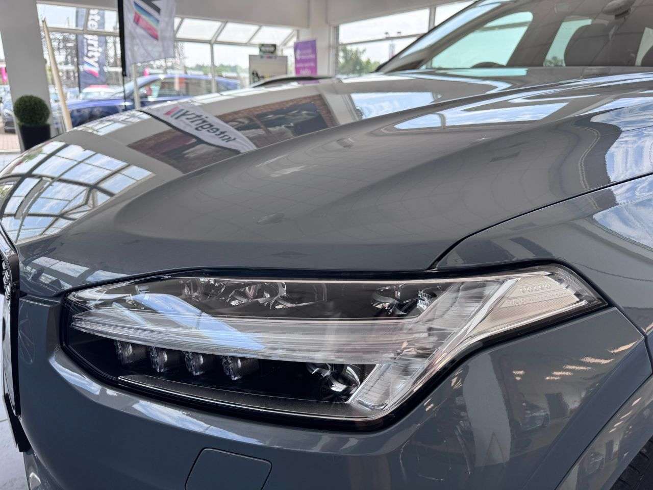 2023 VOLVO XC90 2023 VOLVO XC90