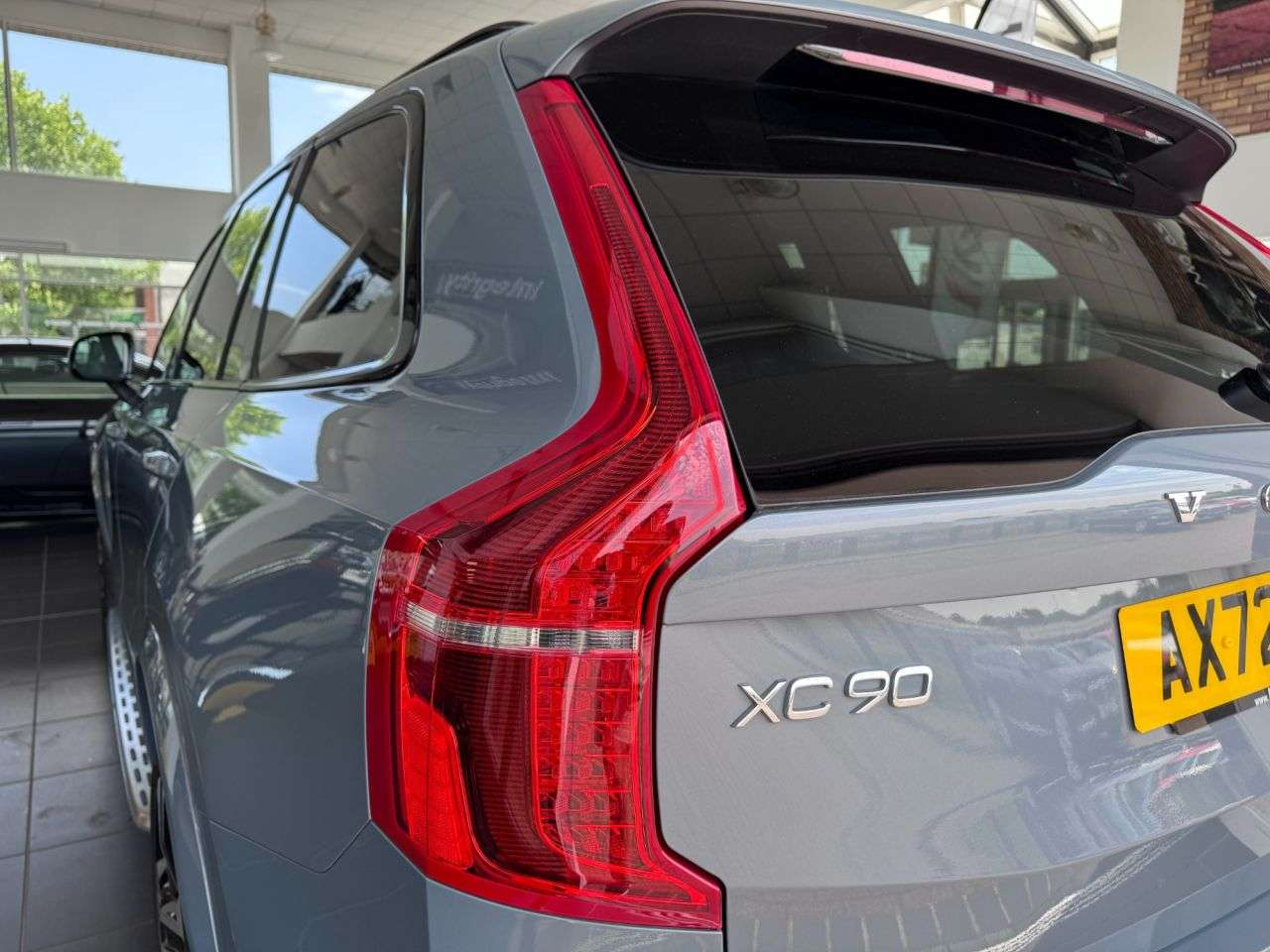 2023 VOLVO XC90 2023 VOLVO XC90
