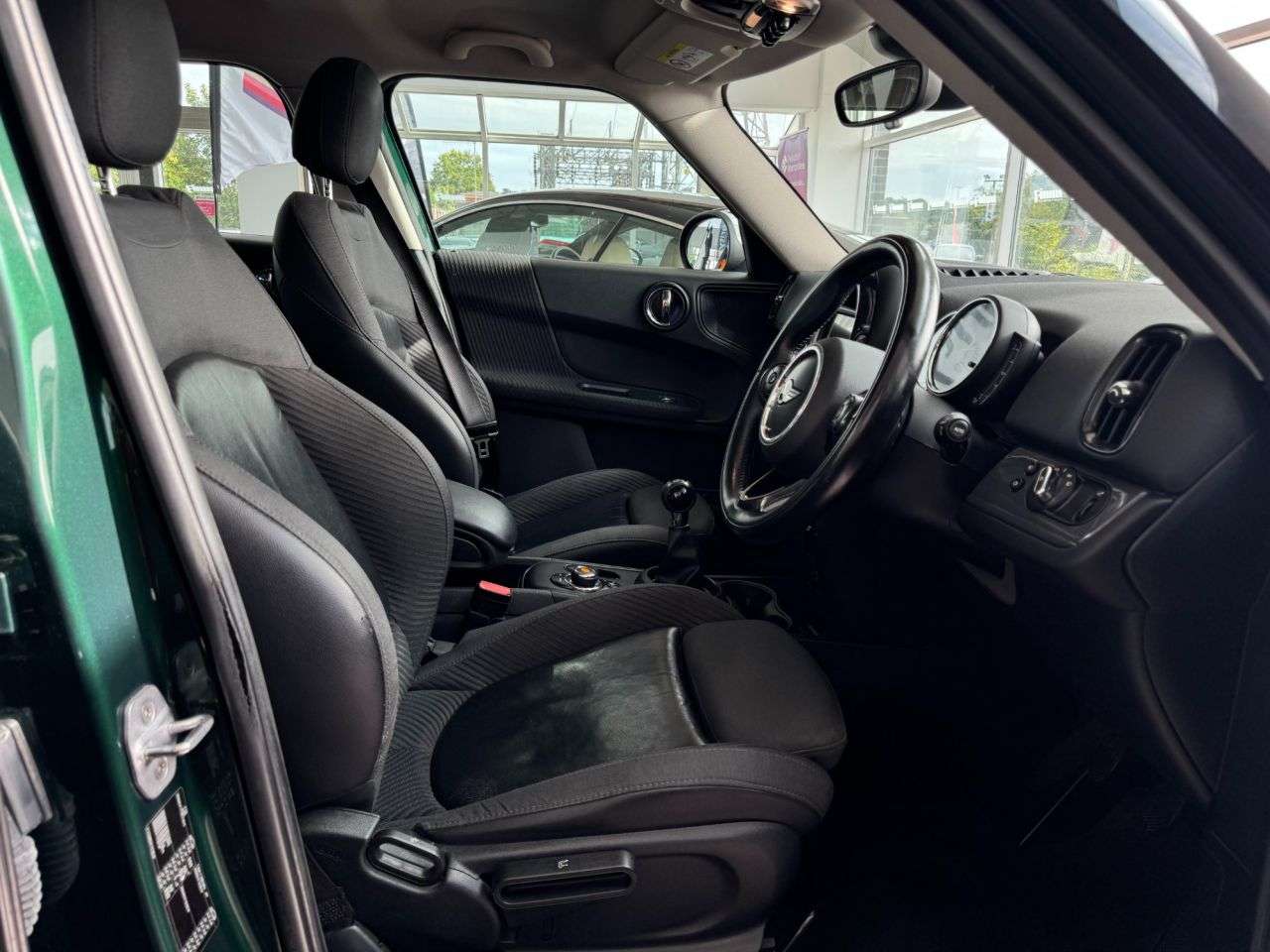 2017 MINI COUNTRYMAN 2017 MINI COUNTRYMAN