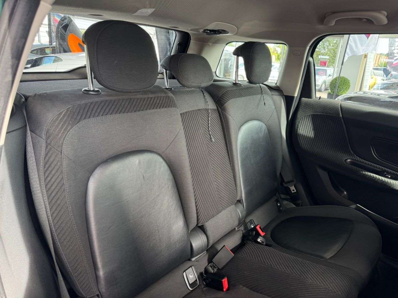 2017 MINI COUNTRYMAN 2017 MINI COUNTRYMAN