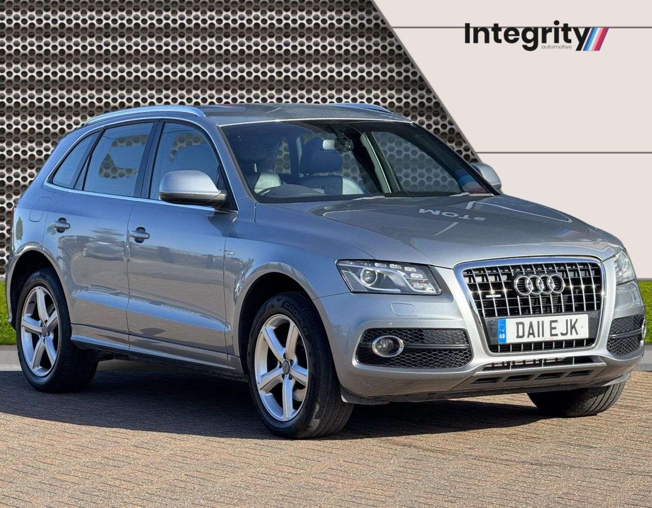 2011 AUDI Q5 2011 AUDI Q5