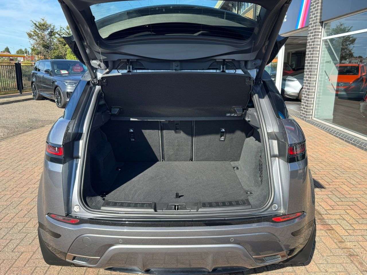 2019 LAND ROVER RANGE ROVER EVOQUE 2019 LAND ROVER RANGE ROVER EVOQUE