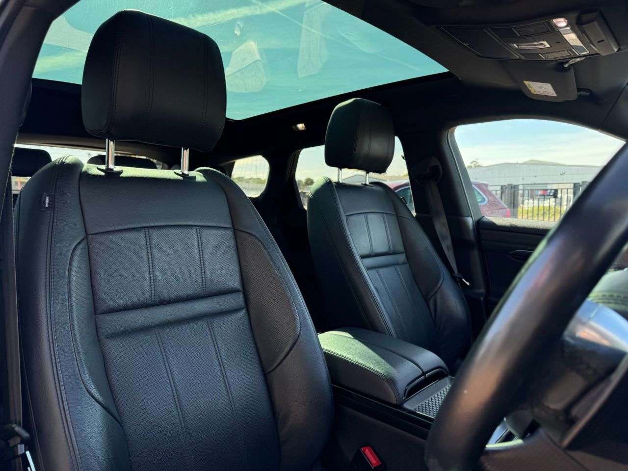 2019 LAND ROVER RANGE ROVER EVOQUE 2019 LAND ROVER RANGE ROVER EVOQUE